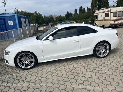 AUDI A5 Coupé 3.0 TDI DPF quattro B8