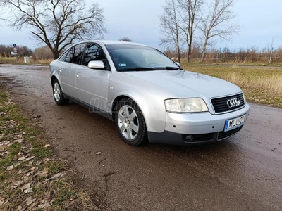 AUDI A6 2.4