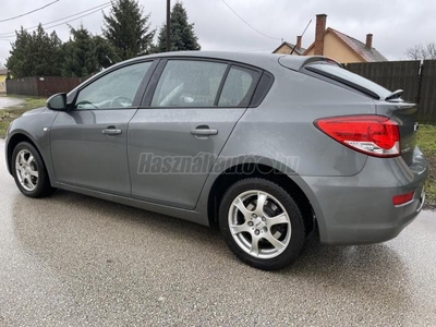 CHEVROLET CRUZE 2.0 D LT Plus 147000 km!