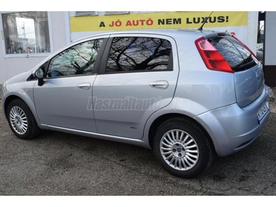 FIAT PUNTO Grande1.4 8V Active ELSŐ-HÁTSÓ ELEKTROMOS ABLAK/KLÍMA/SÖTÉTÍTETT ÜVEG//MULTIKORMÁNY