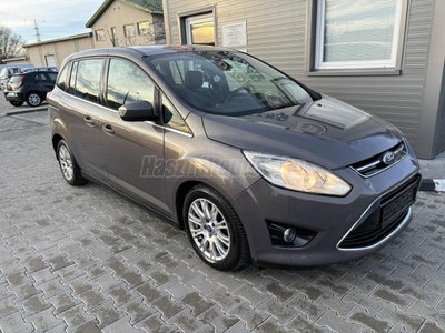 FORD C-MAX Grand1.6 TDCi Titanium [7 személy] 7x bőr ülés. 2 kulcs. tolatókamera. ülésfűtés