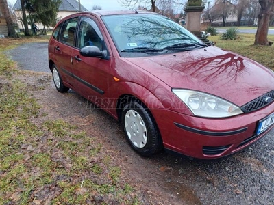 FORD FOCUS 1.4 Ambiente