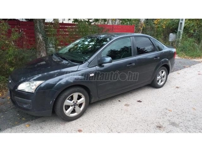 FORD FOCUS 1.6 Collection