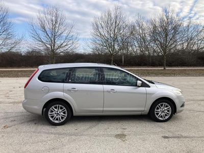 FORD FOCUS 1.6 TDCi Ghia DPF