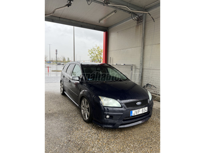 FORD FOCUS 1.8 TDCi Ghia