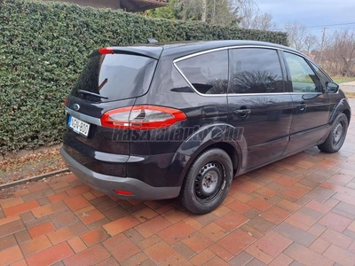 FORD S-MAX 2.0 TDCi Titanium Powershift