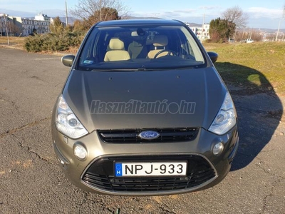 FORD S-MAX FULL EXTRA EGYEDI FELSZERELTSÉG