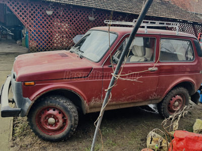 LADA NIVA 2121