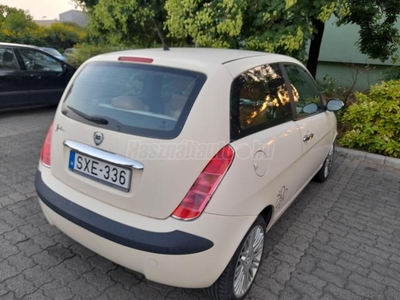 LANCIA YPSILON 1.4 Platino nagyon szép állapot. Tempomat. Bose hifi!