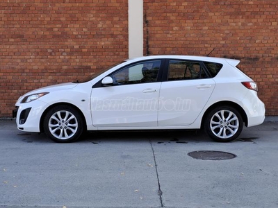 MAZDA 3 Sport 1.6 D TE GYÖNGYHÁZFEHÉR-TEMPOMAT-TOLATÓRADAR-TÜKÖRBEHAJTÁS-BLUETOOTH-17-es ALUFELNIK