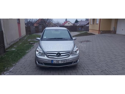 MERCEDES-BENZ B-OSZTÁLY B 200 CDI 245