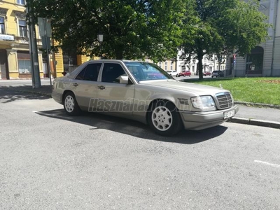 MERCEDES-BENZ E 250 D Turbo