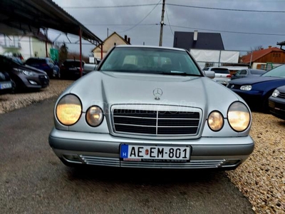 MERCEDES-BENZ E 300 TD Classic (Automata) Frissen szervizelve!