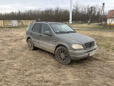 MERCEDES-BENZ ML 270 CDI (Automata)