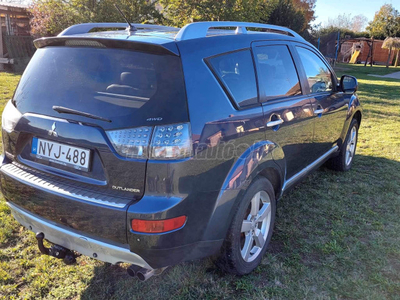 MITSUBISHI OUTLANDER 2.0 DI-D Intense