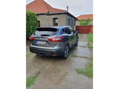 NISSAN QASHQAI 1.2 DIG-T N-Connecta EURO6 N-Connecta