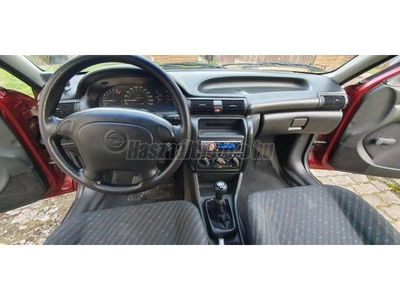 OPEL ASTRA F 1.6 16V Classic Family