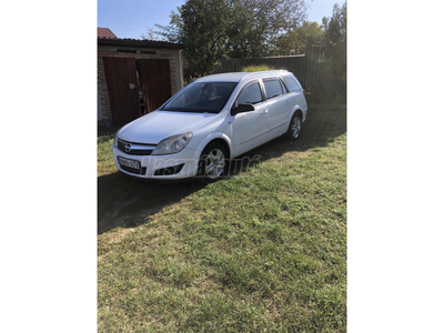 OPEL ASTRA H 1.9 CDTI Essentia