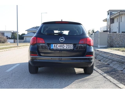 OPEL ASTRA J Sports Tourer 1.6 CDTI Start-Stop Active