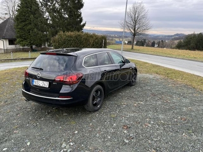 OPEL ASTRA J Sports Tourer 2.0 CDTI Cosmo (Automata)