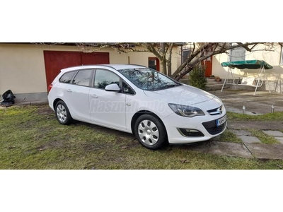 OPEL ASTRA J Sports Tourer 2.0 CDTI Start-Stop Cosmo '- Gyári kerékpártartó