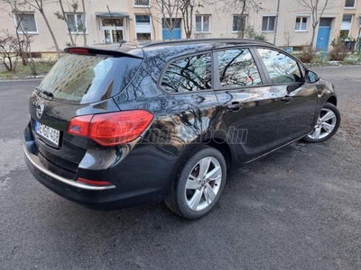 OPEL ASTRA Sports Tourer 1.6 Sport DIGIT.KLÍMA. TEMPOMAT