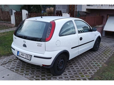 OPEL CORSA C 1.3 CDTI Essentia Easytronic