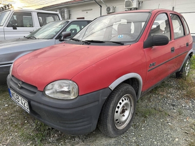 Opel Corsa B 1.4 16V Swing