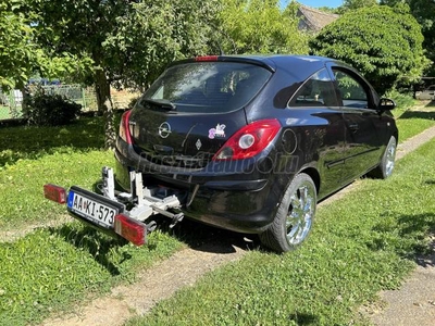 OPEL CORSA D 1.3 CDTI Enjoy Beépített kerékpár szállító. kormányfűtés. klíma