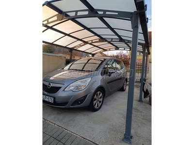 OPEL MERIVA B 1.4 T Cosmo