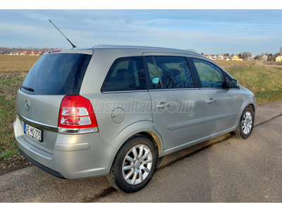 OPEL ZAFIRA B 1.7 CDTI Essentia