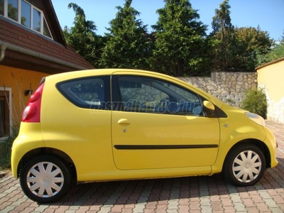 PEUGEOT 107 1.0 Junior Mo-i!Karambolmentes!Karbantartott!Összes kulcs!112e km!Megkímélt!Klímás! Akciós!