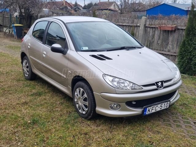 PEUGEOT 206 1.4 Presence