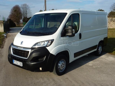 PEUGEOT BOXER 2.0 BlueHDI 300 FT L1H1 Access EURO6 1.Tulaj-Magyar-Szervizkönyv-Webasto