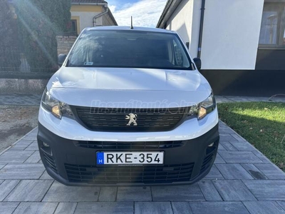 PEUGEOT PARTNER 1.6 BlueHDi 100 Premium L1 (3 személyes ) ÁFÁS-MAGYARORSZÁGI-KLINA-EL-ABLAK-EL-TÜKRÖK