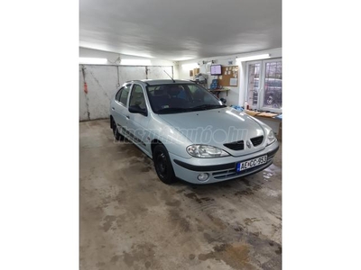 RENAULT MEGANE 1.4 16V RN Cool