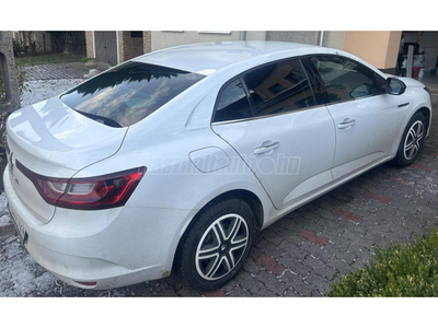 RENAULT MEGANE GrandCoupé 1.5 Blue dCi Limited