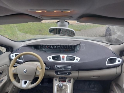 RENAULT SCENIC Scénic 1.5 dCi Privilege