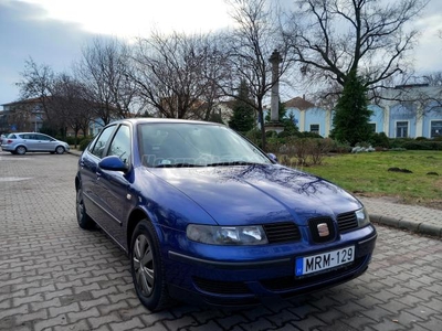 SEAT LEON 1.6 16V Signo