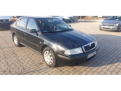 SKODA OCTAVIA 1.4 Ambiente