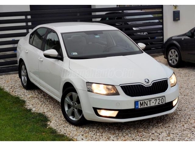 SKODA OCTAVIA 1.6 CR TDI Ambition Magyaro! Végig Szervizkönyves! Friss Szerviz!