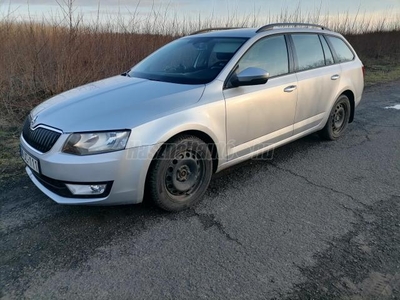 SKODA OCTAVIA Combi 1.4 TSI Elegance