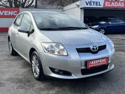 TOYOTA AURIS 1.6 Luna Klíma Navi 4xelablak 2gyári kulcs 94e km