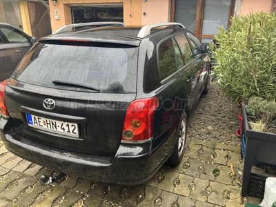 TOYOTA AVENSIS 2.0 Sol Technic