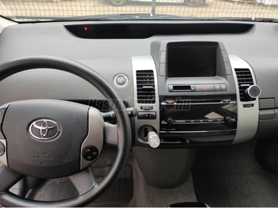 TOYOTA PRIUS 1.5 HSD 2006 (Automata)