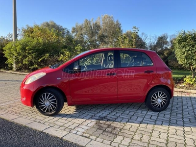 TOYOTA YARIS 1.0 998 Ice