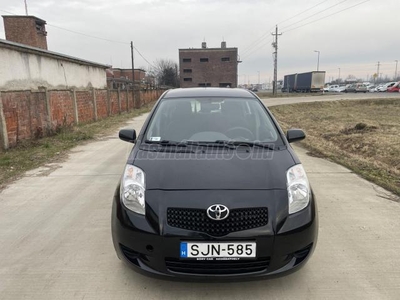 TOYOTA YARIS 1.3 Sol