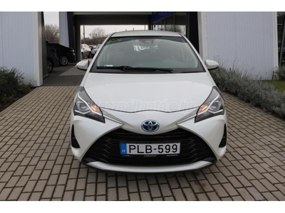 TOYOTA YARIS 1.5 VVT-i Hybrid Live e-CVT Mo.-i. 1 Tul. ÁFA-s!