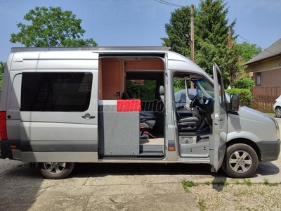 VOLKSWAGEN CRAFTER 2.5 TDI 35 L2H1 5 Személyes.Állófüttés.Hüttőszekrény.Mikrosütő