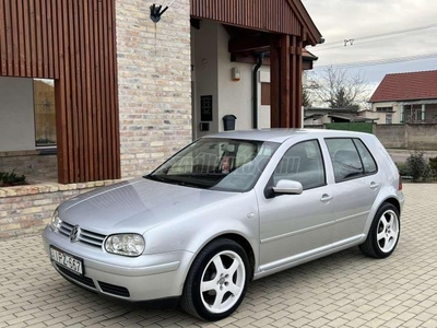 VOLKSWAGEN GOLF IV 1.6 Pacific